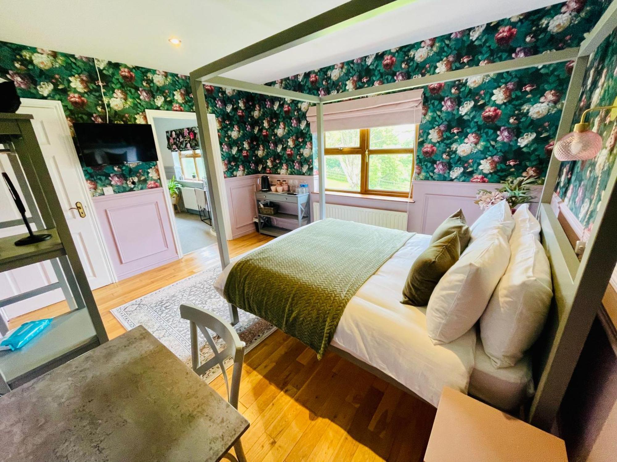 Carnbore House Bnb 布什米尔斯 外观 照片