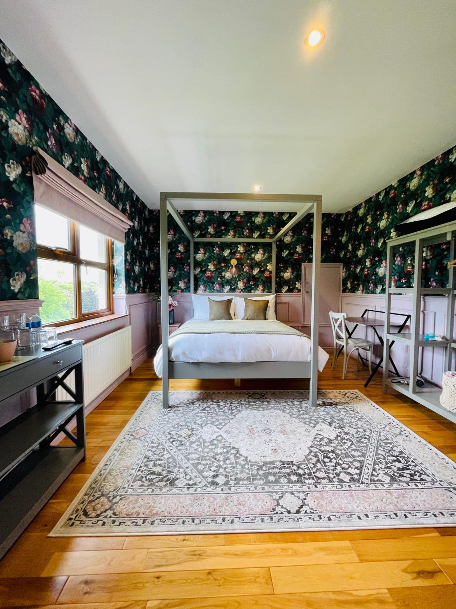 Carnbore House Bnb 布什米尔斯 外观 照片