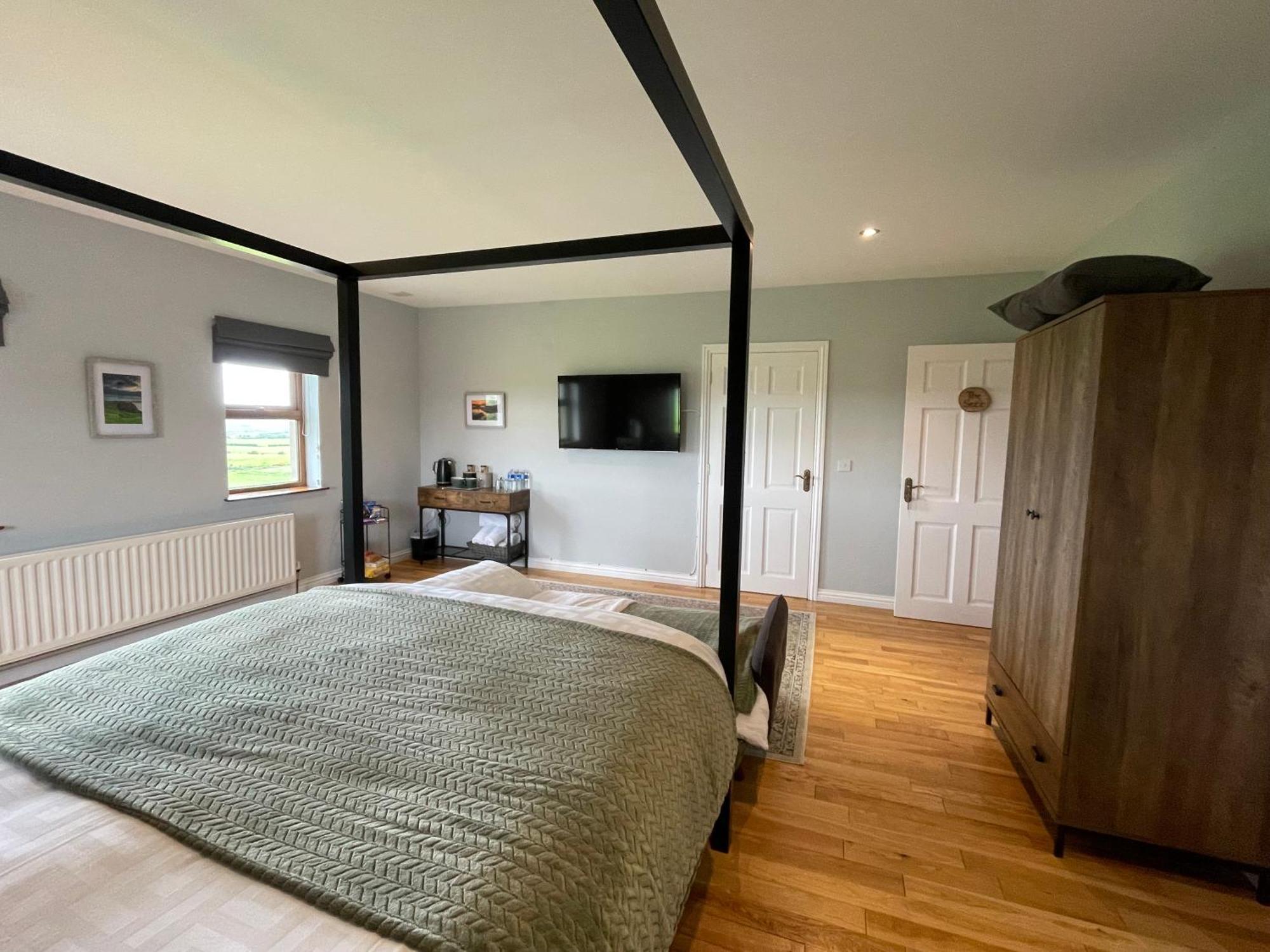 Carnbore House Bnb 布什米尔斯 外观 照片